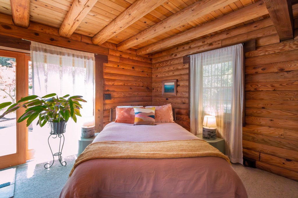 Buying a Log Cabin on 5 acres in Mendocino